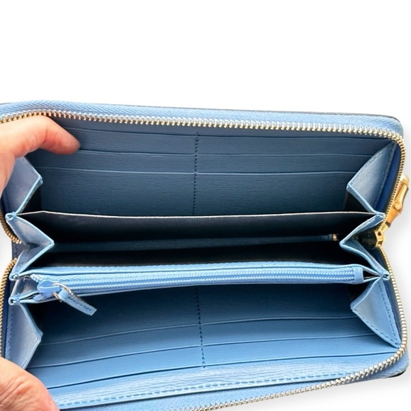 Gucci Nymphae Limited Edition Azure Shanghai Blue Zip Around Wallet NEW - Picture 5 of 8